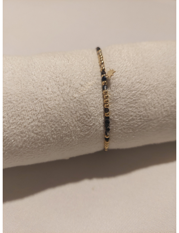 armbandje met klein sterretje armbandje met klein sterretje