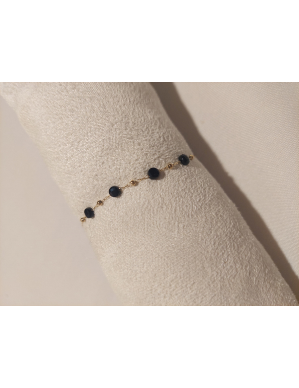 fijn goud armbandje met zwarte parels fijn goud armbandje met zwarte parels