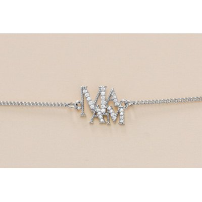 Armband met kleine zirkonia steentjes met Mama tekst